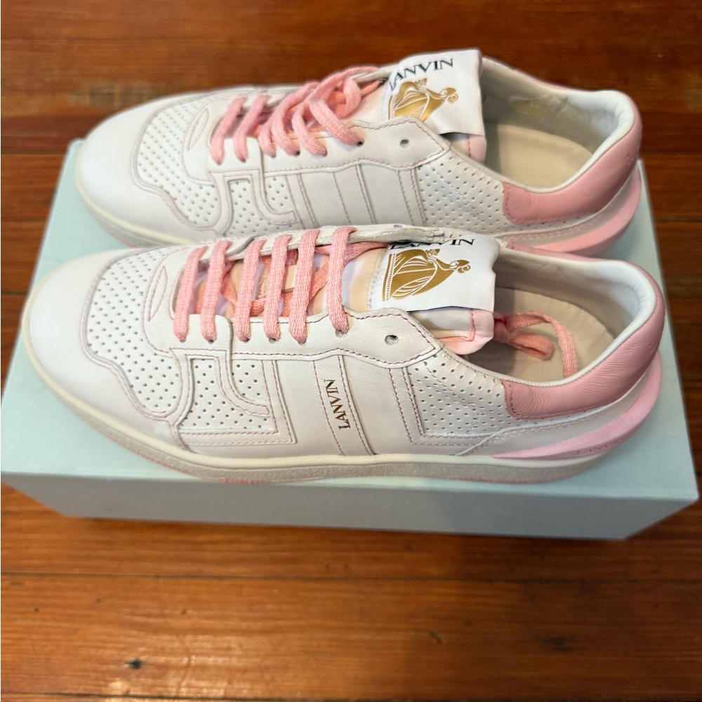 Authentic Brand New Lanvin White and Pink Sneakers size 39